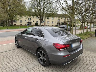 Gebraucht Mercedes A250 160 PS (117 kW) 2020 Grau Limousine