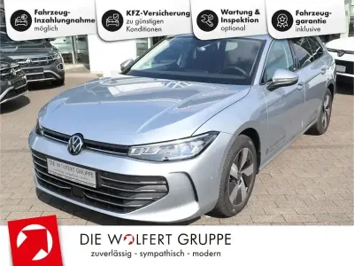 Używany VW Passat Business 150 KM (110 kW) 2025 Srebrny Kombi