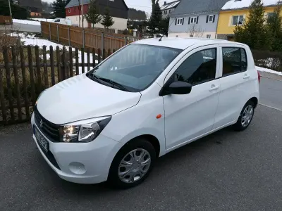 Gebraucht Suzuki Celerio 67 PS (49 kW) 2016 Weiß Kleinwagen