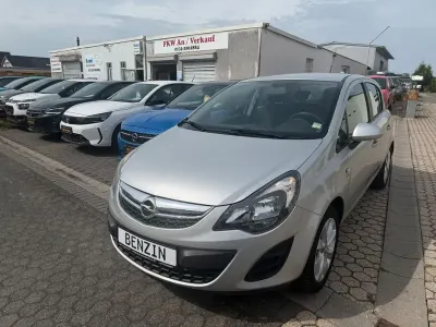 Gebraucht Opel Corsa Active 87 PS (63 kW) 2013 Silber Kleinwagen