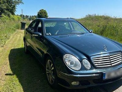 Mercedes E320