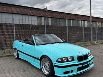 BMW 320 Cabriolet