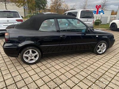 Schwarz Gebraucht 2001 VW Golf Cabriolet Highline Cabrio | 6.990 € (Teuer)