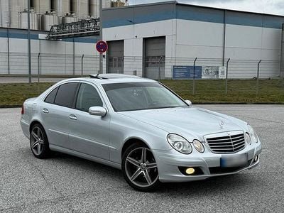 Gebraucht Mercedes 220 150 PS (110 kW) 2006 Silber Limousine