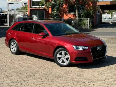 Gebraucht Audi A4 150 PS (110 kW) 2019 Rot Kombi