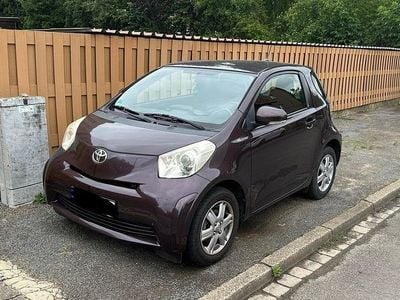 Toyota iQ