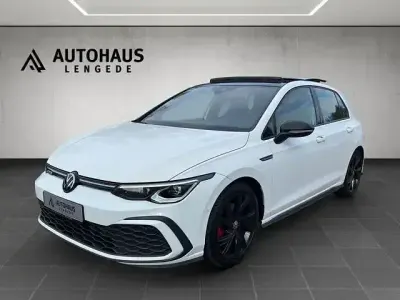 Gebraucht VW Golf VIII Style 200 PS (147 kW) 2023 Weiß Limousine