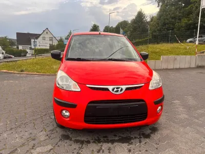 Gebraucht Hyundai i10 Classic 67 PS (49 kW) 2011 Rot Kleinwagen