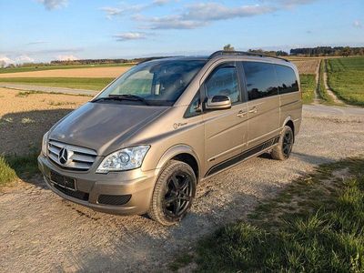 Usata Mercedes Viano 224 CV (164 kW) 2010 Marrone Monovolume
