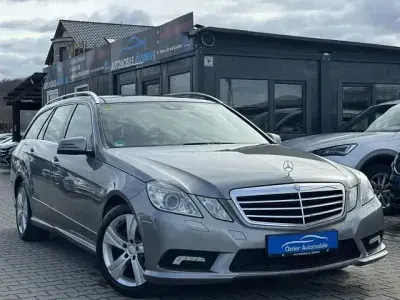 Gebraucht Mercedes E350 Avantgarde 231 PS (169 kW) 2010 Silber Limousine