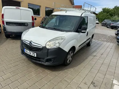 Gebraucht Opel Combo 95 PS (69 kW) 2017 Weiß Van / Kleinbus