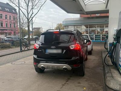 Gebraucht Ford Kuga 140 PS (102 kW) 2011 Schwarz SUV