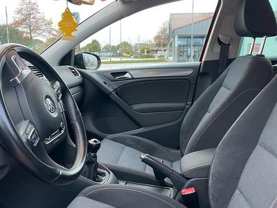 Usata VW Golf VI 105 CV (77 kW) 2011 Rosso Utilitaria