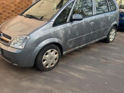 Usata Opel Meriva 100 CV (73 kW) 2005 Grigio Monovolume