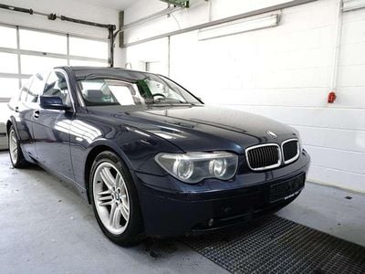 Second-hand BMW 745 333 CP (244 kW) 2002 Albastru Berlinǎ