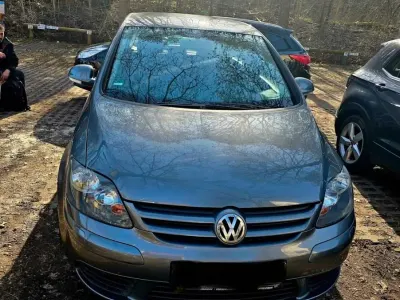 Gebraucht VW Golf Plus Cross 140 PS (102 kW) 2005 Grau Kleinwagen