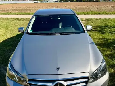 Gebraucht Mercedes E220 Edition 170 PS (125 kW) 2014 Grau Limousine