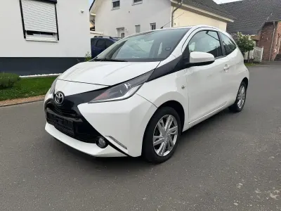 Gebraucht Toyota Aygo 69 PS (50 kW) 2011 Kleinwagen