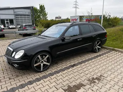 Gebraucht Mercedes E320 Sport 224 PS (164 kW) 2006 Schwarz Kombi