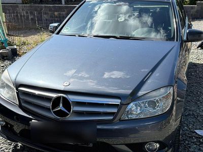 Mercedes C320
