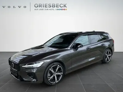 Gebraucht Volvo V60 Ultra 455 PS (334 kW) 2024 Grau metallic Kombi