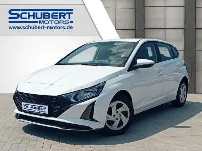Usata Hyundai i20 Select 101 CV (74 kW) 2025 Bianco Utilitaria