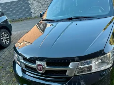 Gebraucht Fiat Freemont 170 PS (125 kW) 2014 Schwarz SUV