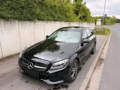 Gebraucht Mercedes C220 170 PS (125 kW) 2016 Schwarz Kombi