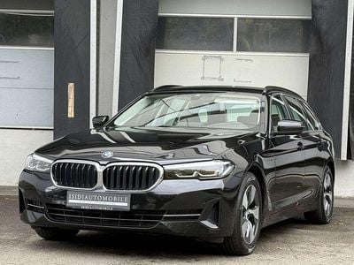 Gebraucht BMW 520 190 PS (139 kW) 2022 Black sapphire Kombi