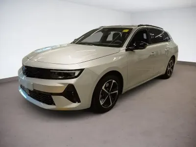 Gebraucht Opel Astra 131 PS (96 kW) 2024 Silber Kleinwagen