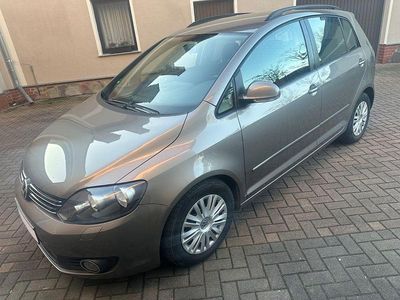 Gebraucht VW Golf VI Comfortline 102 PS (75 kW) 2009 Braun Kleinwagen