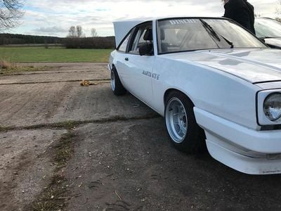 Usata Opel Manta 195 CV (143 kW) 1984 Coupé