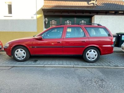 Gebraucht Opel Vectra 136 PS (100 kW) 1997 Rot Kombi