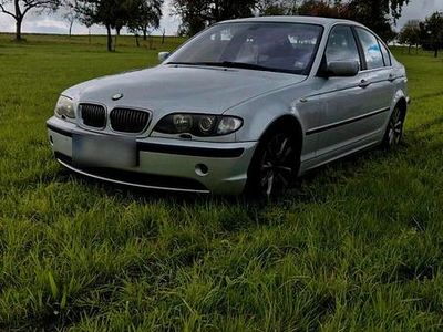 Gebraucht BMW 320 170 PS (125 kW) 2005 Silber Limousine
