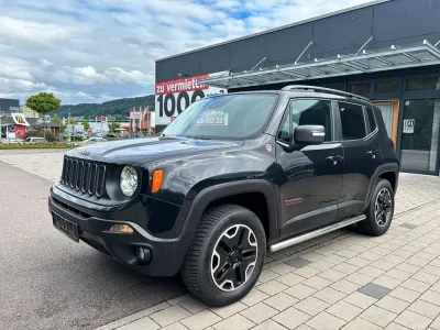 Gebraucht Jeep Renegade Trailhawk 170 PS (125 kW) 2015 Schwarz SUV