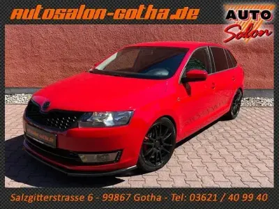 Käytetty Skoda Rapid Drive 105 HP (77 kW) 2014 Punainen Viistoperä