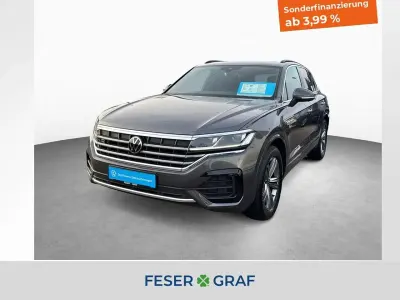 Gebraucht VW Touareg R-line 231 PS (169 kW) 2023 Grau SUV