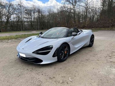 gebraucht McLaren 720S Spider | Glacier White | Vehicle Lift