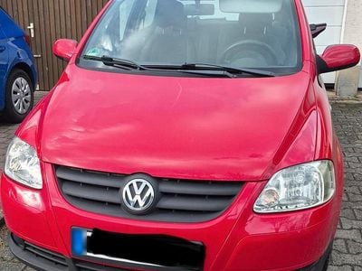 Gebraucht VW Fox 60 PS (44 kW) 2009 Rot Kleinwagen
