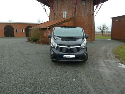 Brugt Opel Vivaro 140 HK (102 kW) 2016 Sort MPV