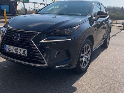 Gebraucht Lexus NX300 Executive Line 197 PS (144 kW) 2019 Schwarz SUV