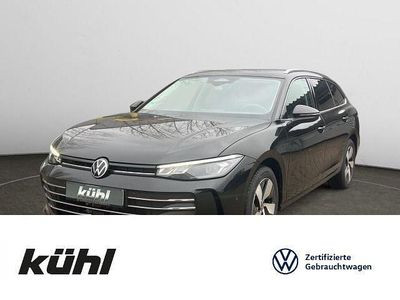 Grenadillschwarz metallic Gebraucht 2024 VW Passat Business Kombi | 32.890 € (Fairer Preis)