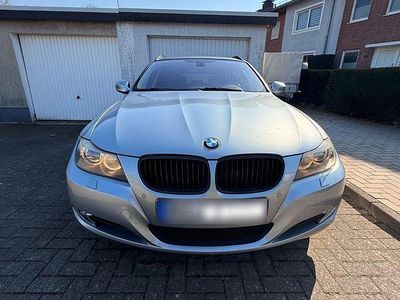 Gebraucht BMW 320 Comfort Edition 184 PS (135 kW) 2010 Kombi