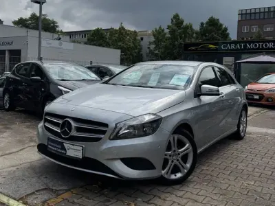 Gebraucht Mercedes A180 122 PS (89 kW) 2013 Silber Kleinwagen