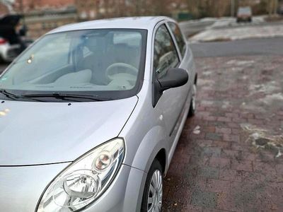 Gebraucht Renault Clio II 58 PS (42 kW) 2008 Silber Kleinwagen