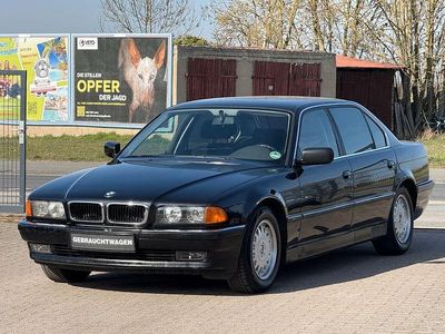 Gebraucht BMW 730 218 PS (160 kW) 1995 Schwarz Limousine
