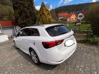 Usata Toyota Avensis T2 143 CV (105 kW) 2016 Bianco Station wagon