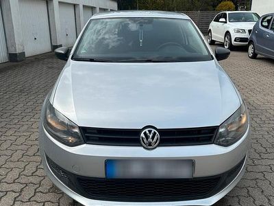 Second-hand VW Polo 75 CP (55 kW) 2011 Argintiu Hatchback