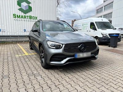 Gebraucht Mercedes GLC220 AMG line 194 PS (142 kW) 2020 Grau SUV