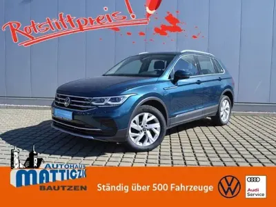 Gebraucht VW Tiguan Elegance 150 PS (110 kW) 2021 Nightshade blue metallic (metallic) SUV